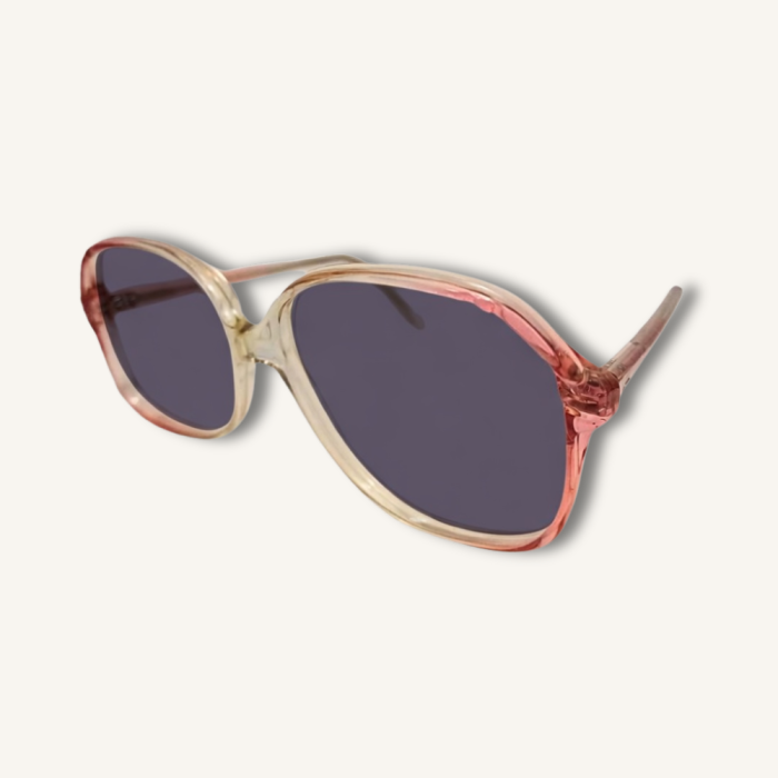 Gafas monturas vintage originales, modelo exclusivo El secreto de Adaline. Sólo 1 unidad disponible. Añade elegancia y distinción única a tu estilo.