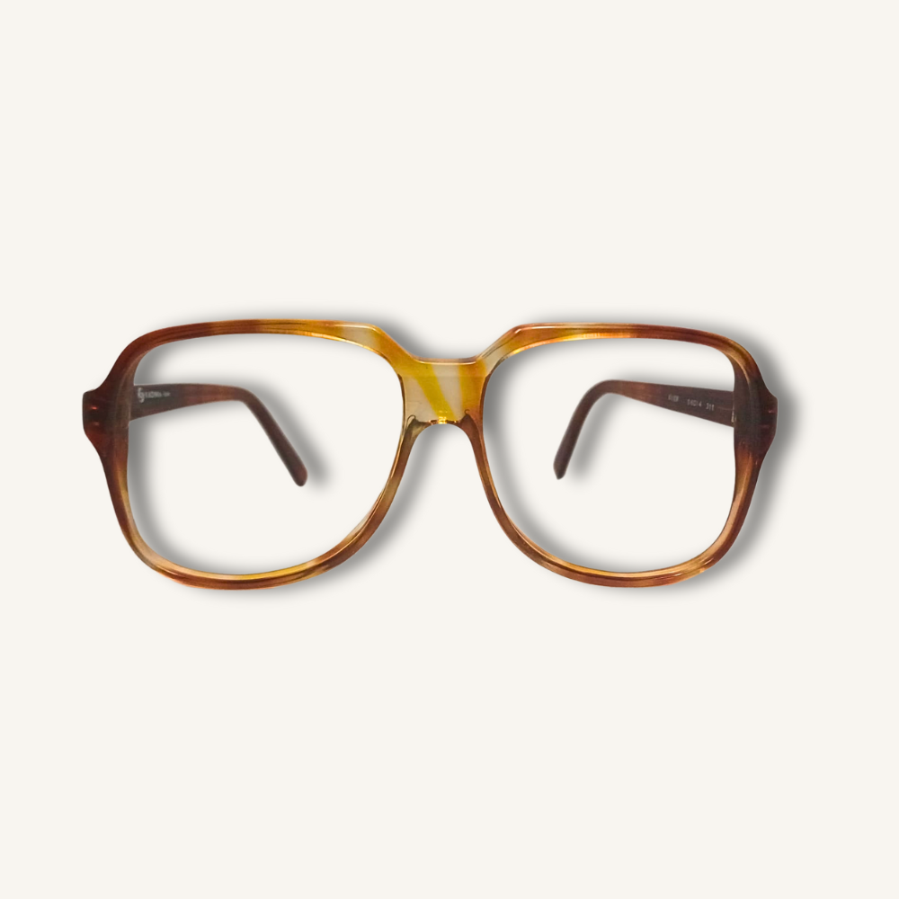 Gafas vintage Un verano en pantalones - 151 Gafas monturas vintage originales, modelo exclusivo Un verano en pantalones. Sólo 1 unidad disponible. Añade distinción y autenticidad única a tu estilo.