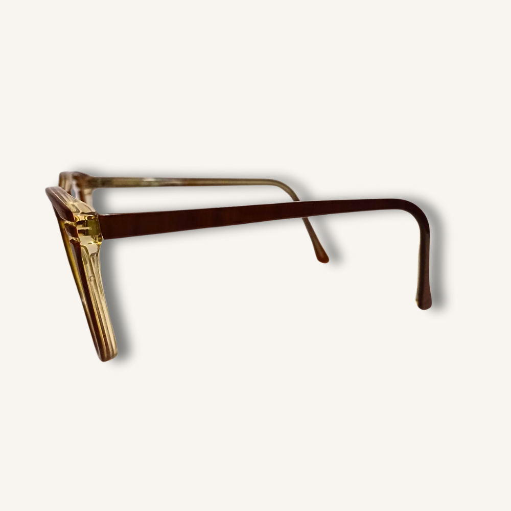 Gafa retro vintage classic *CI Iglesias* - 199 Gafas monturas retro vintage marca CI IGLESIAS, modelo exclusivo A single man. Sólo 2 unidades disponibles. Añade elegancia única a tu estilo.