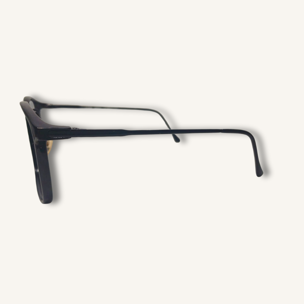 Gafas monturas vintage originales ROYAL INTERNATIONAL, modelo exclusivo Ocean´s eleven. Sólo 1 unidad disponible. Añade elegancia única a tu estilo.