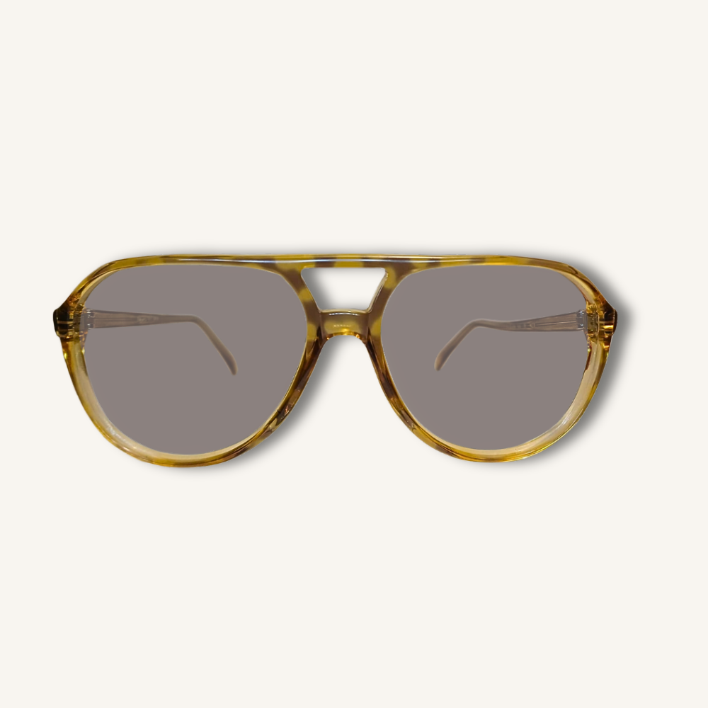 Gafas vintage El sol blanco del desierto - 015 bruma marrón Gafas monturas vintage originales, modelo exclusivo El sol blanco del desierto. Sólo 1 unidad disponible. Añade autenticidad única a tu estilo.