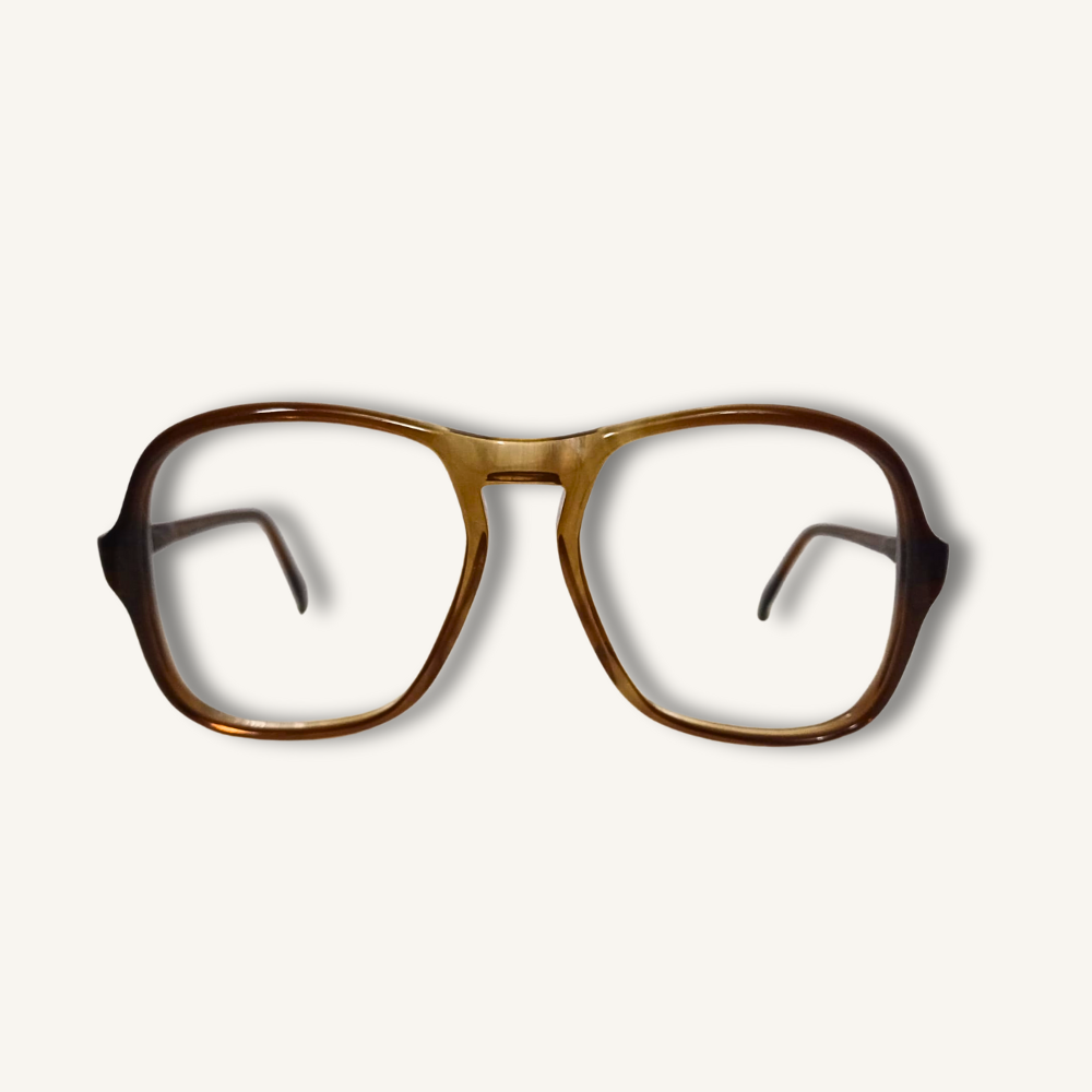 Gafas monturas retro vintage, modelo exclusivo Uno de los nuestros. Sólo 1 unidad disponible. Añade elegancia y autenticidad única a tu estilo.