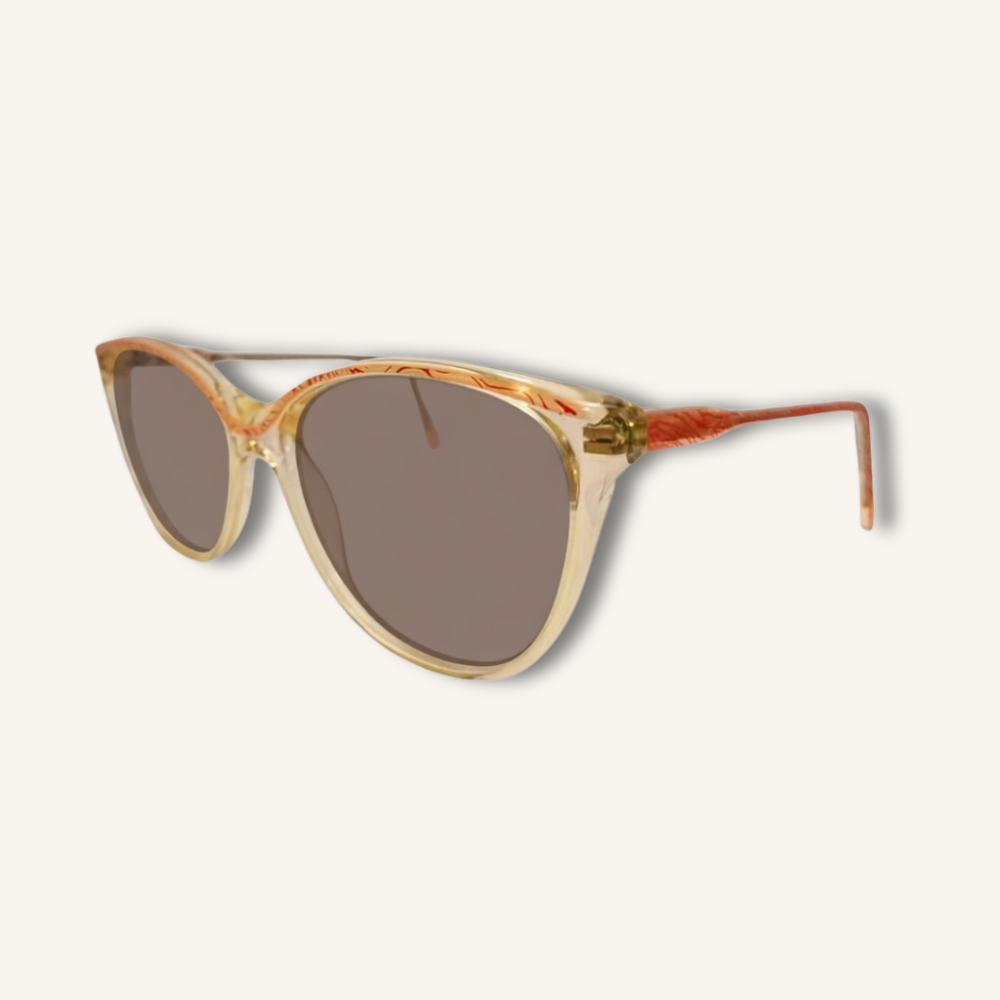 Gafas vintage El largo y cálido verano - 263 soft brown Gafas monturas vintage originales, modelo exclusivo El largo y cálido verano. Sólo 1 unidad disponible. Añade autenticidad única a tu estilo.